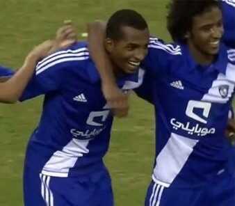 فيديو – الهلال يعاقب التعاون بالاربعة