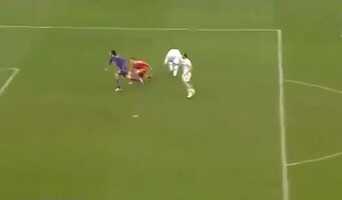 فيديو: خطأ فادح من حارس مرمى نابولي