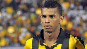 فيديو : الاتحاد يفقد تقدمه مرتين امام هجر ويواصل تواضعه