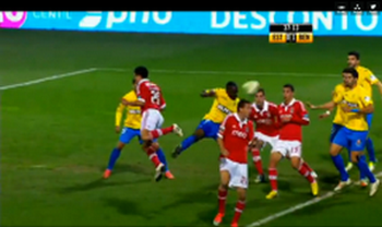 فيديو: هدف رائع بالكعب من لاعب بنفيكا غايتان
