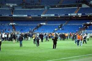 تقرير وفيديو: قبل 8 سنوات ريال مدريد استئنف مباراته ضد ريال سوسيداد بعد تهديد بوجود قنبلة في البرنابيو