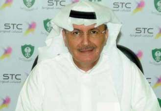 الامير خالد يهدي الاهلي عمارة سكنية