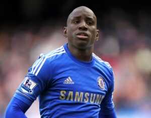 فيديو : ديمبا با يصاب بالعدوى من زميله توريس