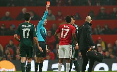 لاعب سابق لمانشستر يونايتد يرى ان طرد ناني صحيح…!