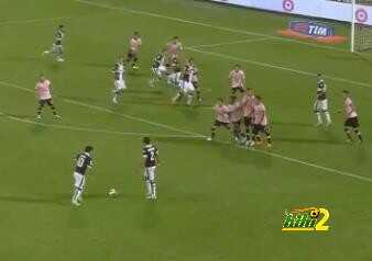 فيديو : شاهد الهدف المذهل من لاعب بارما امام باليرمو