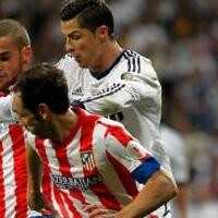 فيديو : شجار دكة بدلاء ريال مدريد وأتليتكو مدريد بعد طرد رونالدو