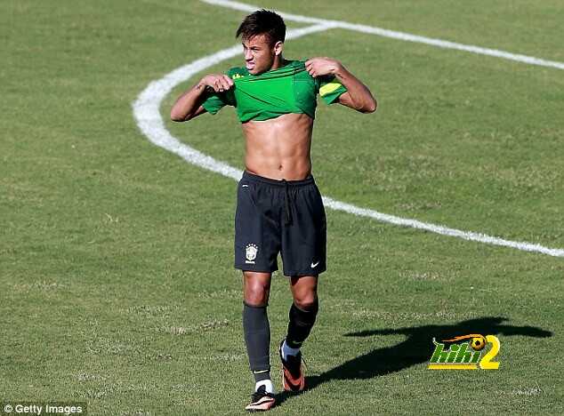 برشلونة يطالب نيمار بزيادة وزنه