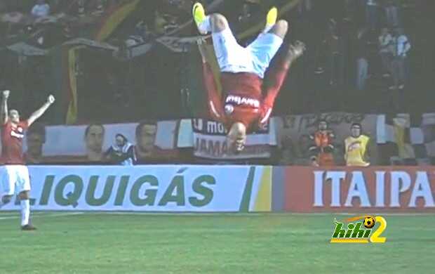 فيديو : لاعب يحرز أول هدف له فى حياته ثم يصاب فى احتفاله بالهدف