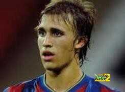 صورة : مدافع برشلونة ينتقل رسميا إلى الدوري الانجليزي
