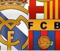 صورة : مشجع يرسم شعار ريال مدريد وبرشلونة على وجهه