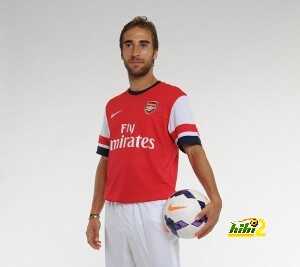 Arsenal FC Unveil New Signing Mathieu Flamini