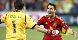 صورة : فابريغاس وكاسياس في معسكر المنتخب الاسباني