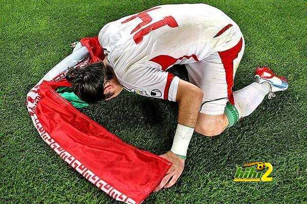 فيديو و صورة : لاعب ينقذ حياة فراشة ثم يسجل هدفا مميزا بقذيفة صاروخية فى ربع نهائى دورى أبطال آسيا