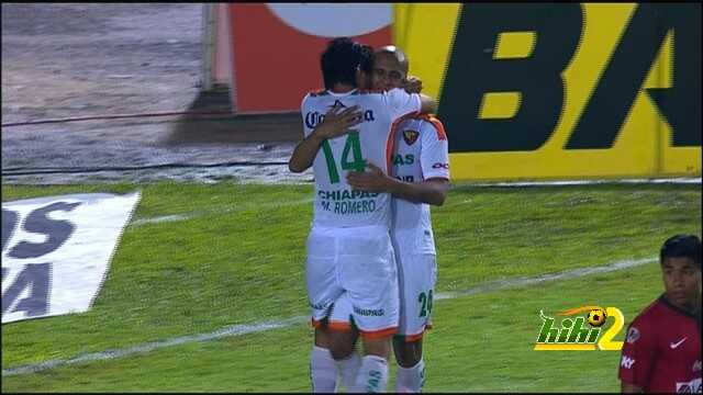 فيديو : لاعب يحرز هدفا بعد أن جرى 80 ياردة وتخطى ثلاثة لاعبين فى المكسيك