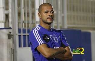 الهلال يكشف اكاذيب ويسلي لوبيز