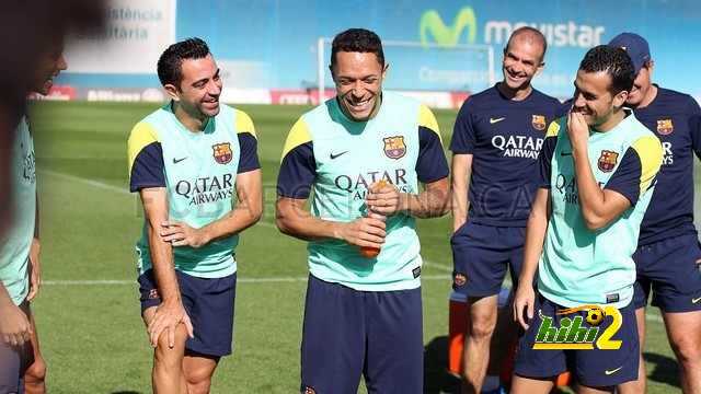 صور : ابتسامات وسعادة في تدريبات برشلونة بعد الكلاسيكو