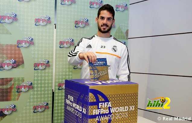 صور : نجوم ريال مدريد يصوتون لتشكيلة الفيفا لعام 2013