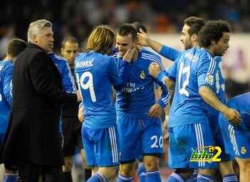Jese-celebra-su-gol-en-Mestall_54398702373_51356729138_352_256