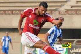 الاهلي يعاقب مهاجمه