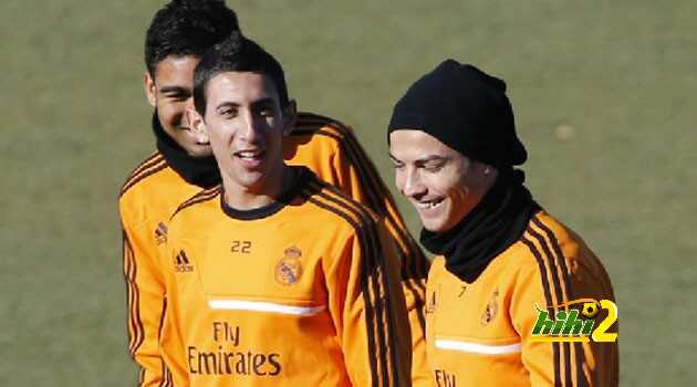 صورة: رونالدو أحضر كرته الذهبية لتدريبات ريال مدريد