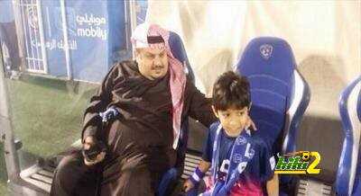 رئيس الهلال يستقبل الطفل الباكي