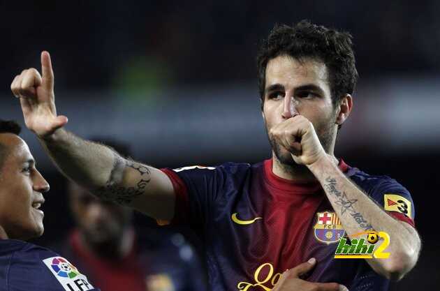 لاعب برشلونة يؤكد “عروض مانشستر يونايتد مغرية جداً .. ولكن!”