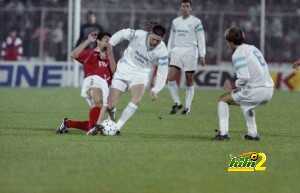 Chris Waddle (white dress-L) of French O