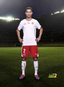 65840_marco_van_basten_berkostum_ac_milan