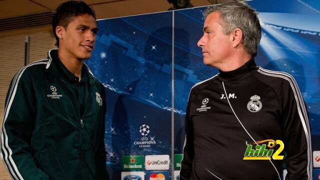 football-jose-mourinho-raphael-varane-real-madrid_3095532