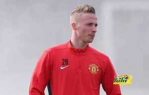 Manchester United Training Session and Press Conference