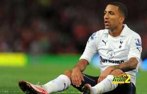 Tottenham Hotspur's English midfielder A