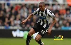Newcastle United v Aston Villa - Premier League