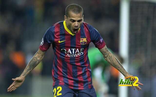 dani-alves-supero-phillip-cocu-como-segundo-extranjero-con-mas-partidos-barca-historia-1398007716874