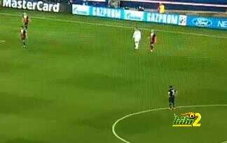 شاهد كيف احتفل أفضل مدافع في العالم بهدف باستوري