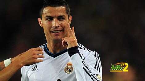 صور : كيف احتفل رونالدو بالهدف الـ 50 مع ريال مدريد في دوري الأبطال ؟!
