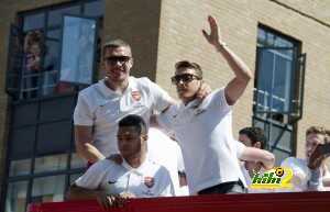 FBL-ENG-FACUP-ARSENAL-PARADE
