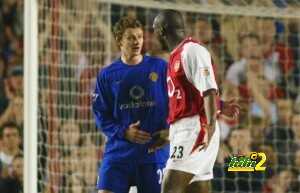 Campbell looks at Solskjaer after he is sent off