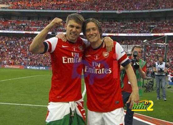 article-2632584-1DFB790600000578-965_634x435