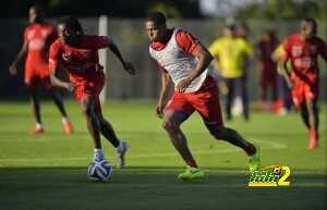 FBL-WC-2014-ECU-TRAINING