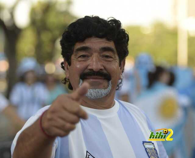 مارادونا يكشف عن سبب هزيمة إسبانيا أمام تشيلي .!