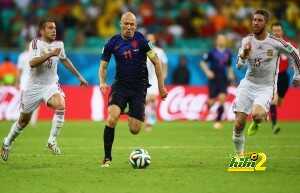Spain v Netherlands: Group B - 2014 FIFA World Cup Brazil