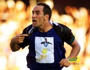 VASCO STRIKER EDMUNDO SHOWS T-SHIRT OF SON AFTER SCORING GOAL