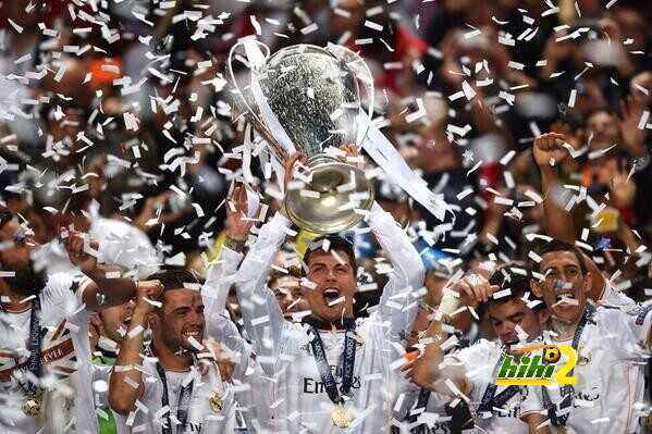 صور : كواليس تصوير أغنية هلا مدريد بأصوات نجوم الفريق