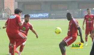 لاعب فيورنتينا فى مران الاهلي