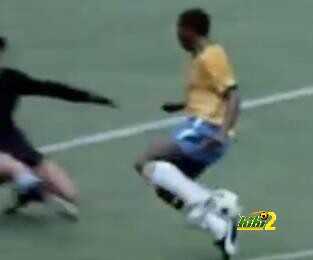 فيديو : أفضل لقطة لبيليه في تاريخ كأس العالم لم تنتهي بهدف ..!