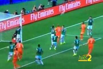 فيديو : تصد مذهل من أوتشوا ضد هولندا