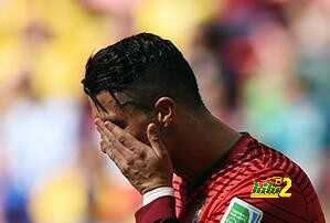 صور : جمهور الشبكات الإجتماعية يسخر من إقصاء كريستيانو ..!
