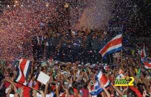 FBL-WC-2014-URU-CRC-FANS