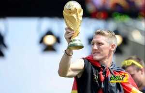 FBL-WC-2014-GER-TEAM-CELEBRATION-FANS