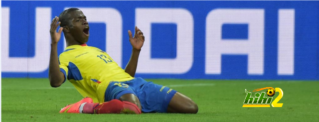 فيورنتينا يتحدى نابولي وأندية أوروبية في صفقة فالنسيا